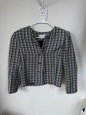 Aritzia Babaton tweed jacket